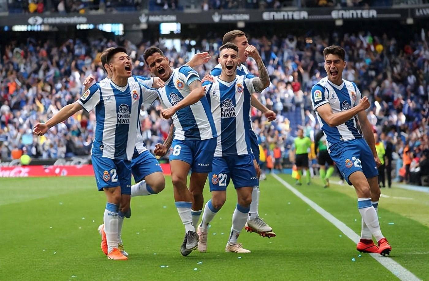 波尔多后卫表现出色，球队稳固的防守体系