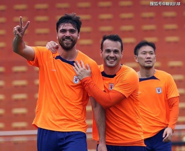 开云体育平台APP-球队引进外援,提升球队整体实力