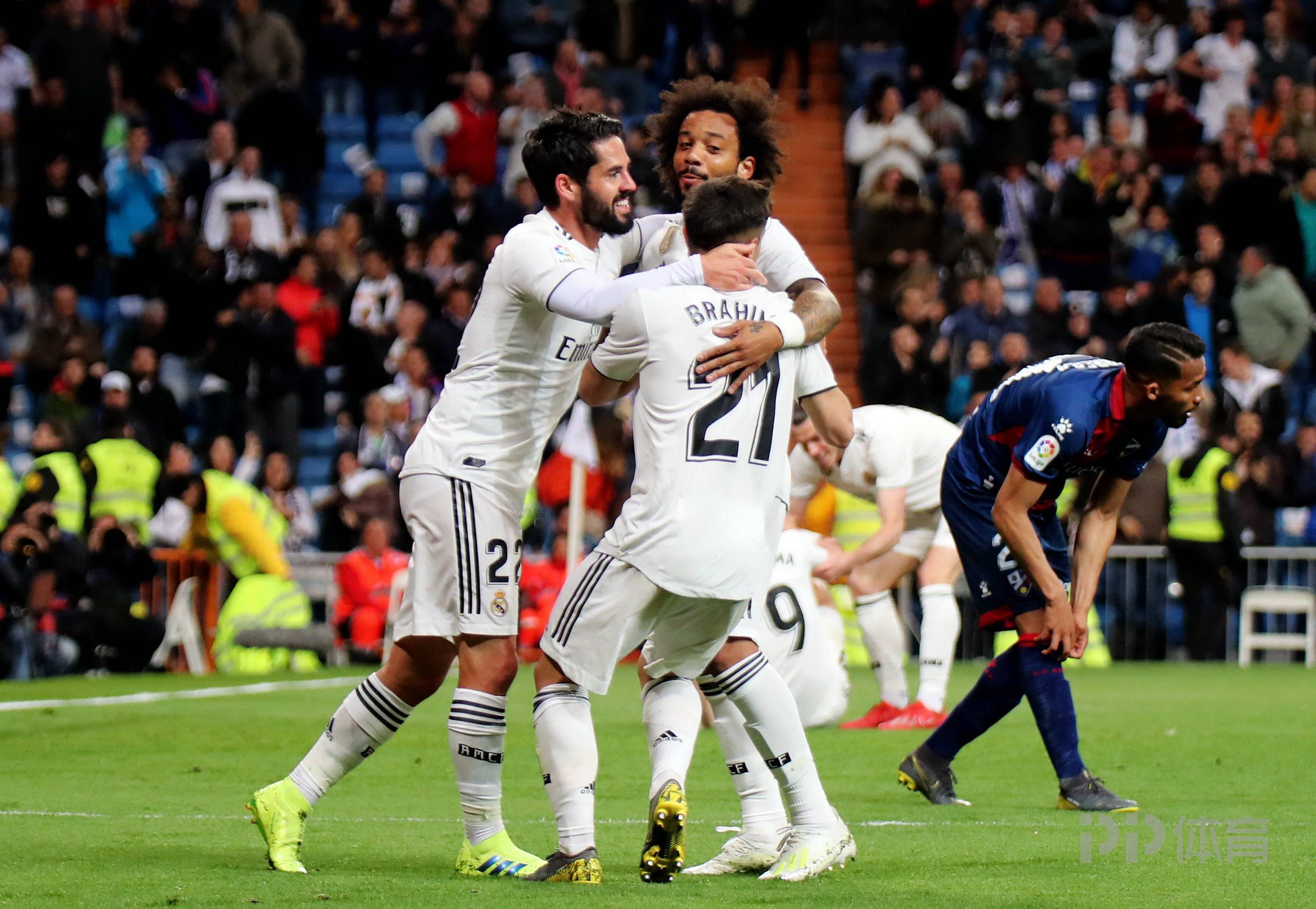 包含皇家马德里险胜,成功晋级下一轮比赛的词条 包含皇家马德里险胜,成功晋级下一轮比赛的词条