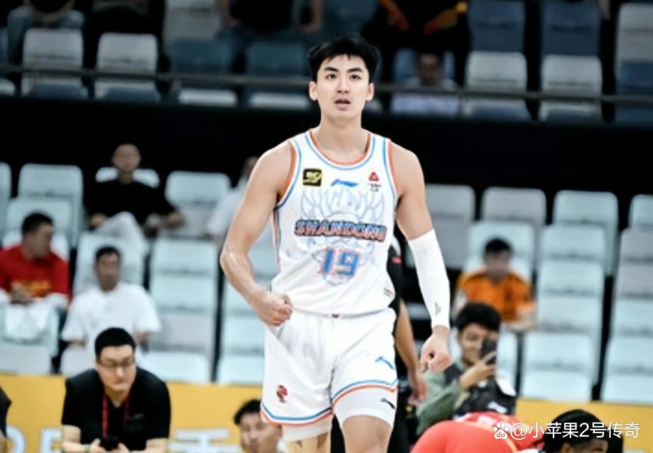 山东队关键时刻致胜,稳坐积分榜第一的简单介绍 山东队关键时刻致胜,稳坐积分榜第一的简单介绍