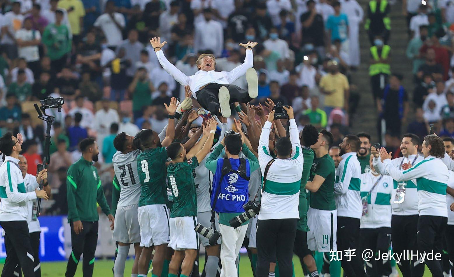 开云体育-伊朗球队以惊人表现获胜，成为热门球队之一