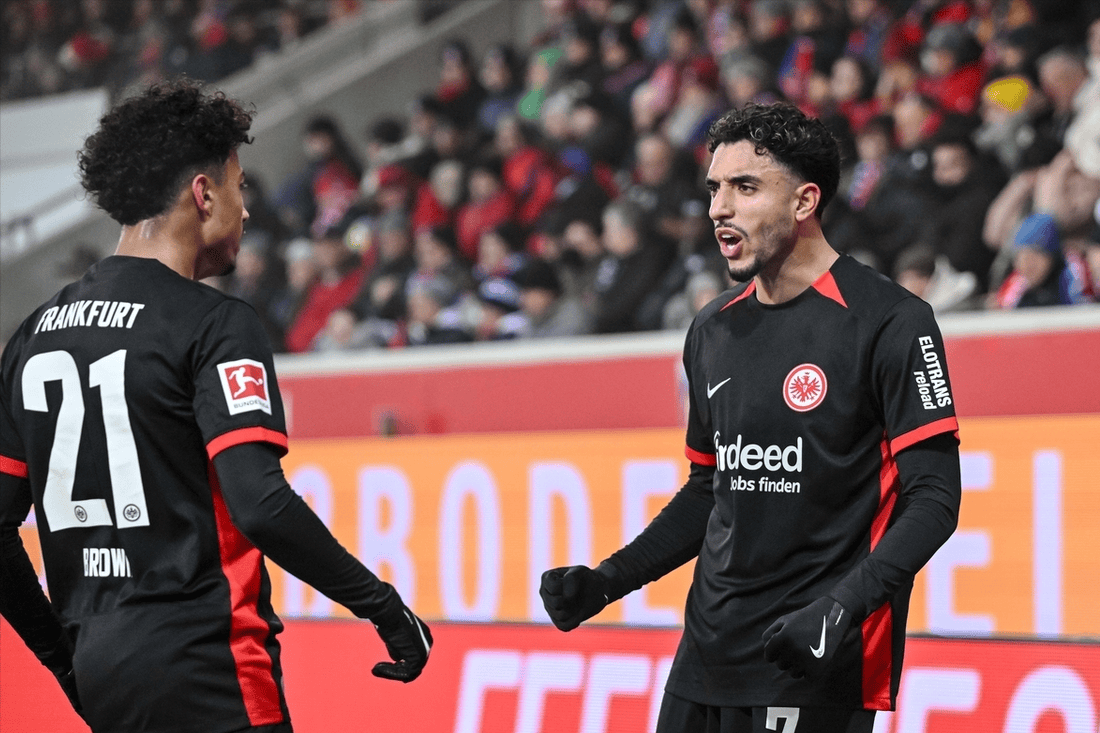 开云体育app-包含法兰克福队主帅调整阵容，备战下轮比赛的词条