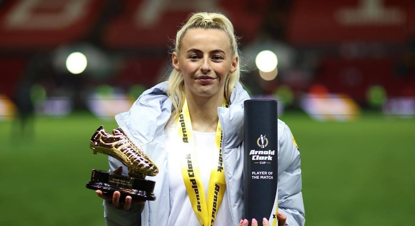 包含英格兰女足队员展现出色技巧,获得冠军的词条 包含英格兰女足队员展现出色技巧,获得冠军的词条