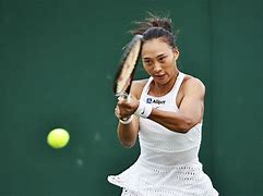 关于比维奇火速射门守卫战线巩固司职曼小组首位的信息