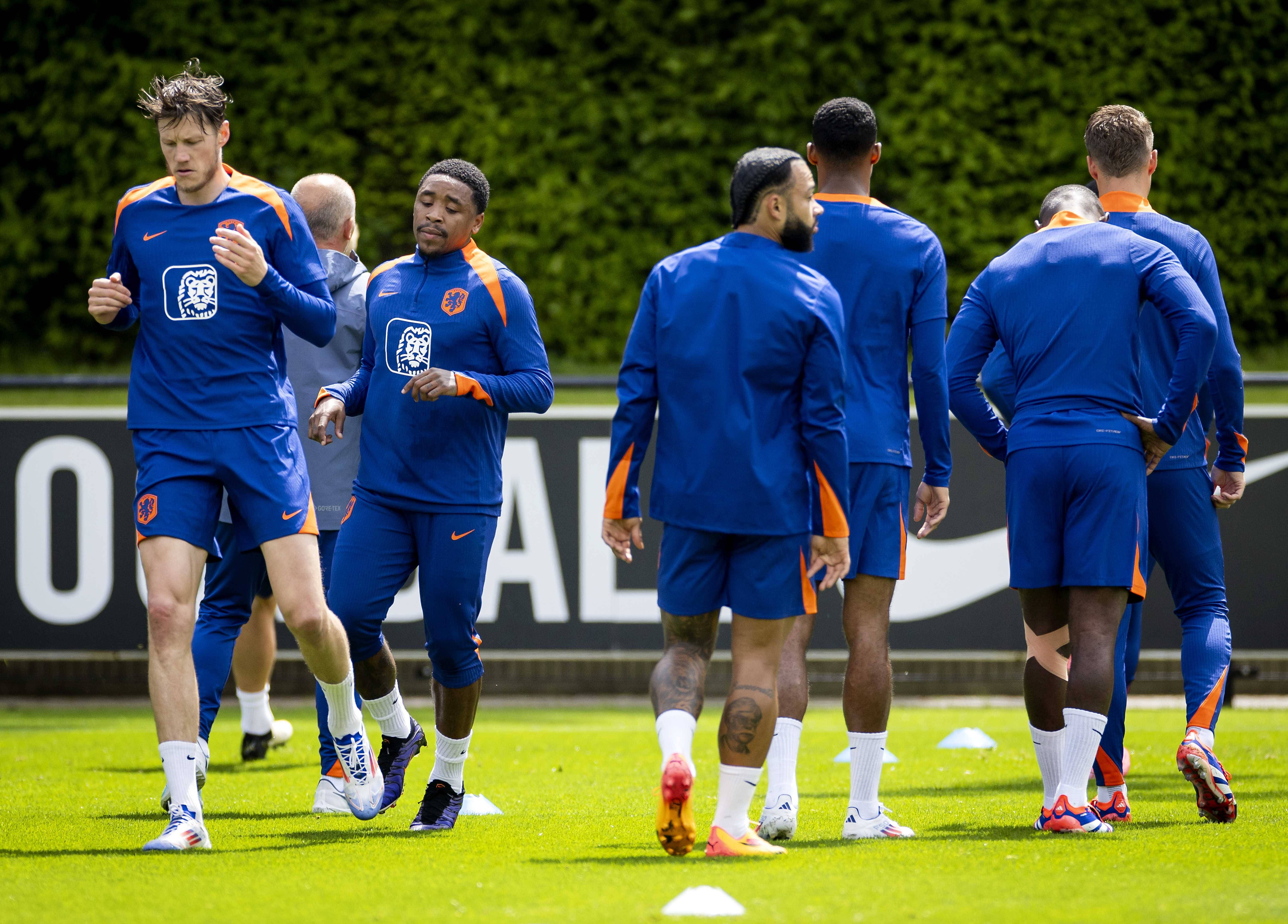 欧国联赛：荷兰队获得激动人心胜利