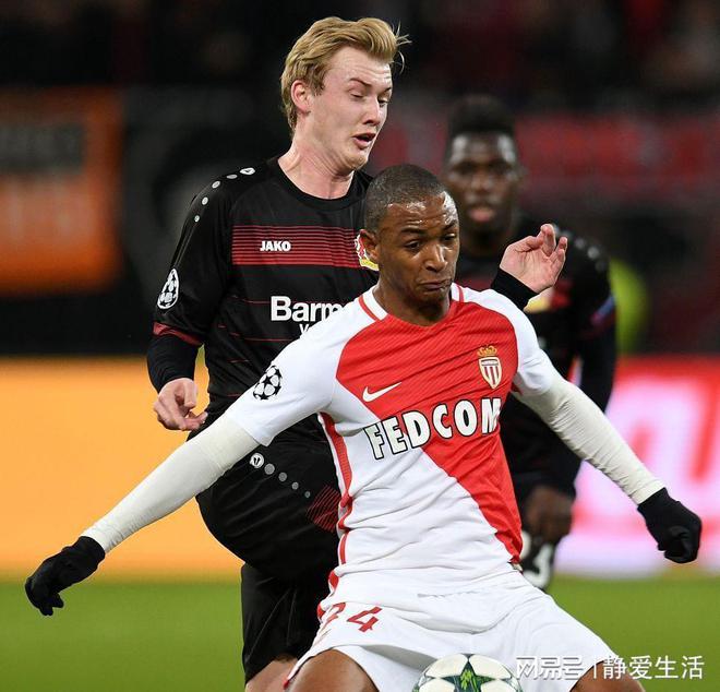 洛里昂客场完胜勒阿弗尔,豪取三分的简单介绍 洛里昂客场完胜勒阿弗尔,豪取三分的简单介绍