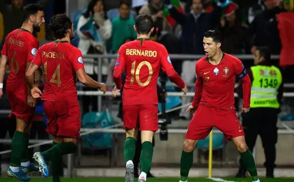 开云体育下载-包含捷克主场大胜葡萄牙士气高涨欧洲杯前景的词条