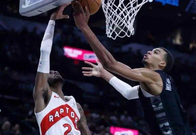 开云体育官方网站-关于红衣军马刺不敌雄鹿，惨遭逆转的信息