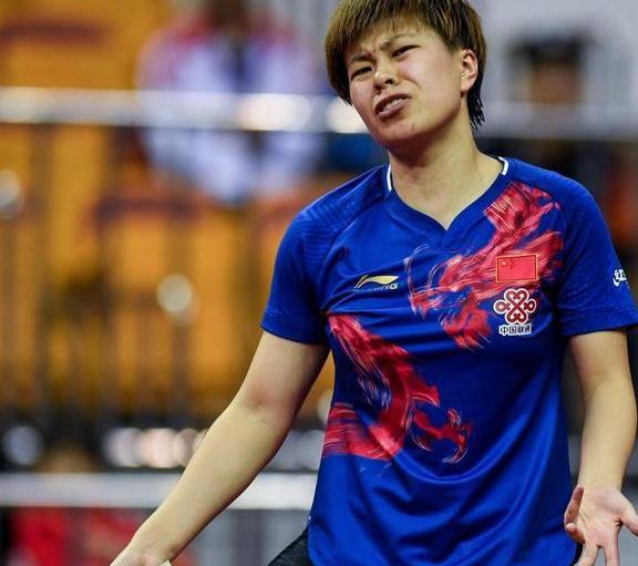 新加坡名将斩获游泳银牌，喜获突破