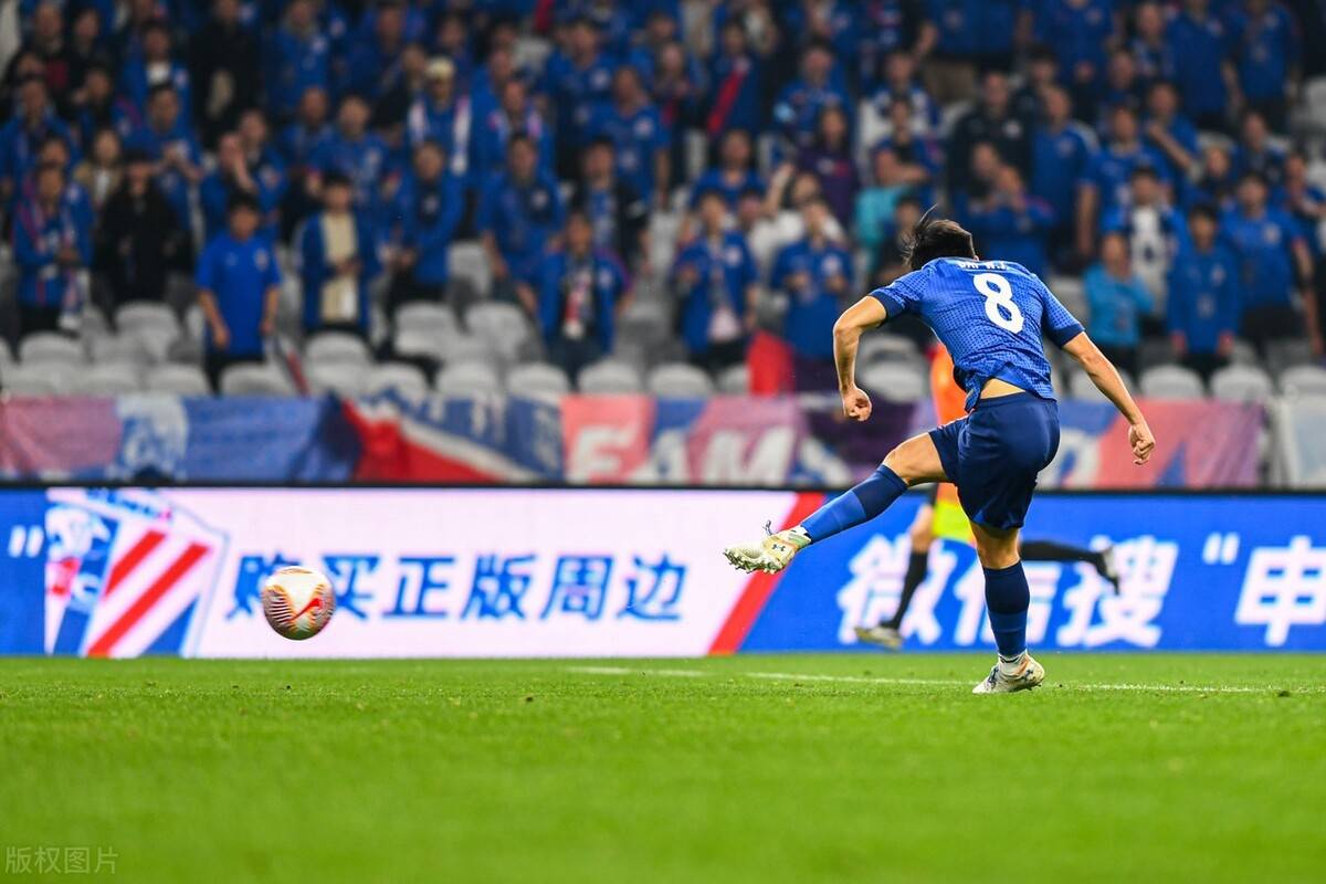 申花队球员表现赛后接受媒体采访对球队目标表示信心的简单介绍 申花队球员表现赛后接受媒体采访对球队目标表示信心的简单介绍