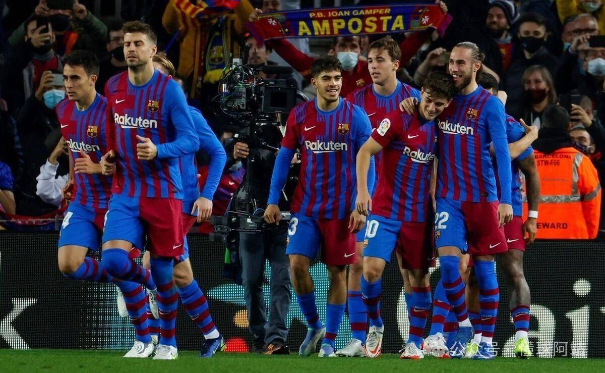 巴萨主场大胜西班牙人,取得胜利 巴萨主场大胜西班牙人,取得胜利