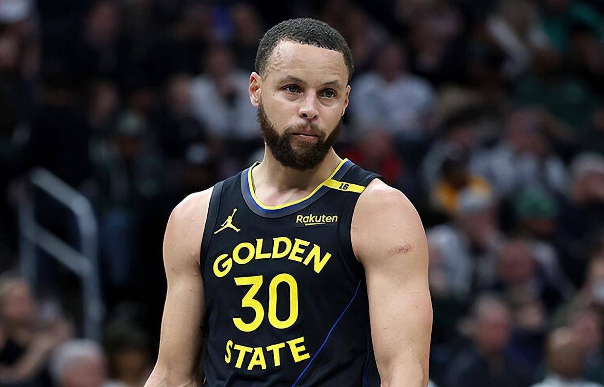 关于小组赛焦点:库里夺冠,比分揭晓的信息 关于小组赛焦点:库里夺冠,比分揭晓的信息