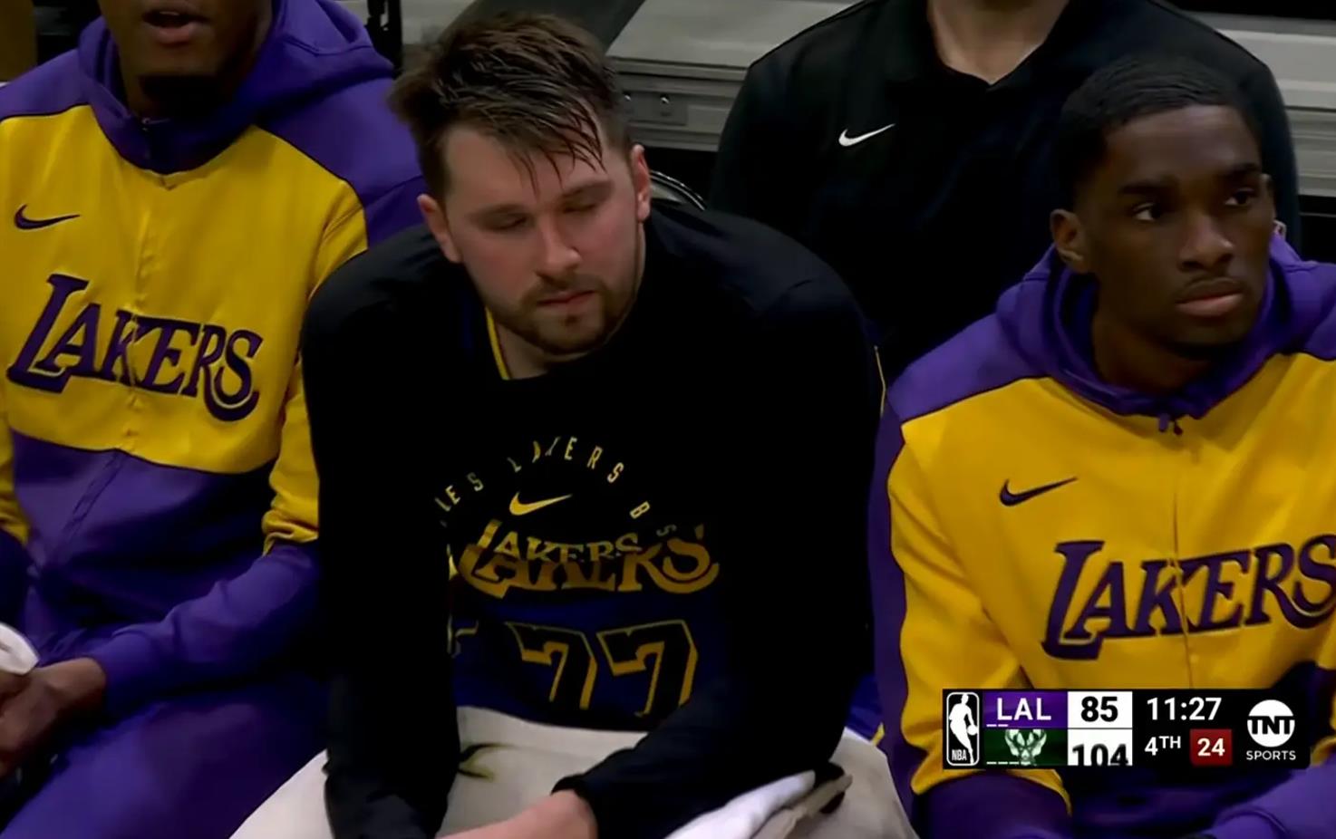 开云体育app-包含东契奇遭遇詹姆斯晋级，意甲局势紧张的词条