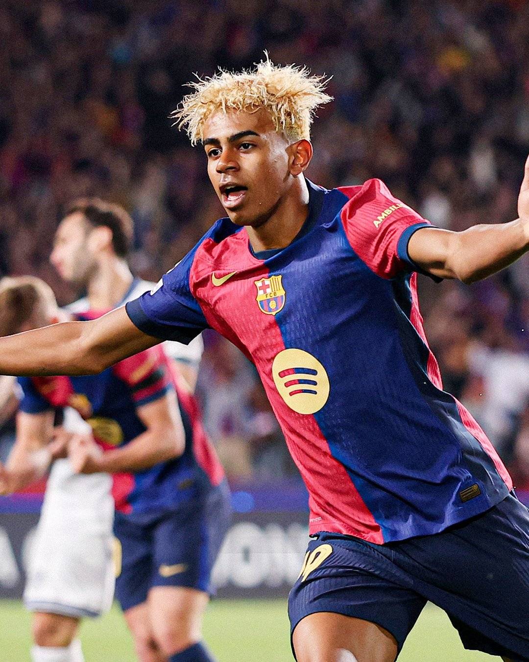 英超焦点战:梅西vs内马尔,不敌引发引发热议的简单介绍 英超焦点战:梅西vs内马尔,不敌引发引发热议的简单介绍