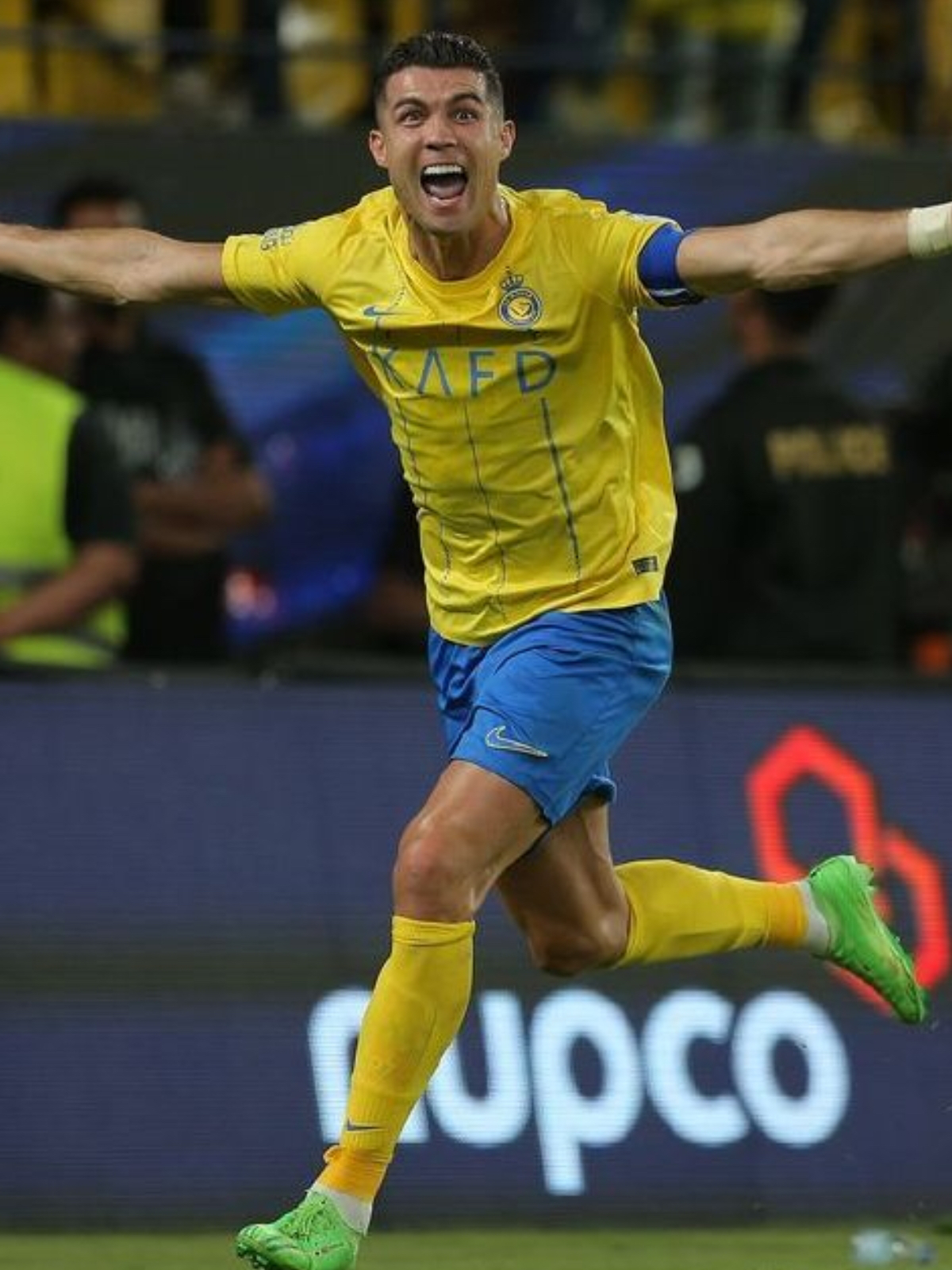 开云体育中国-关于西班牙战平德国队，C罗逆转建功西甲的信息