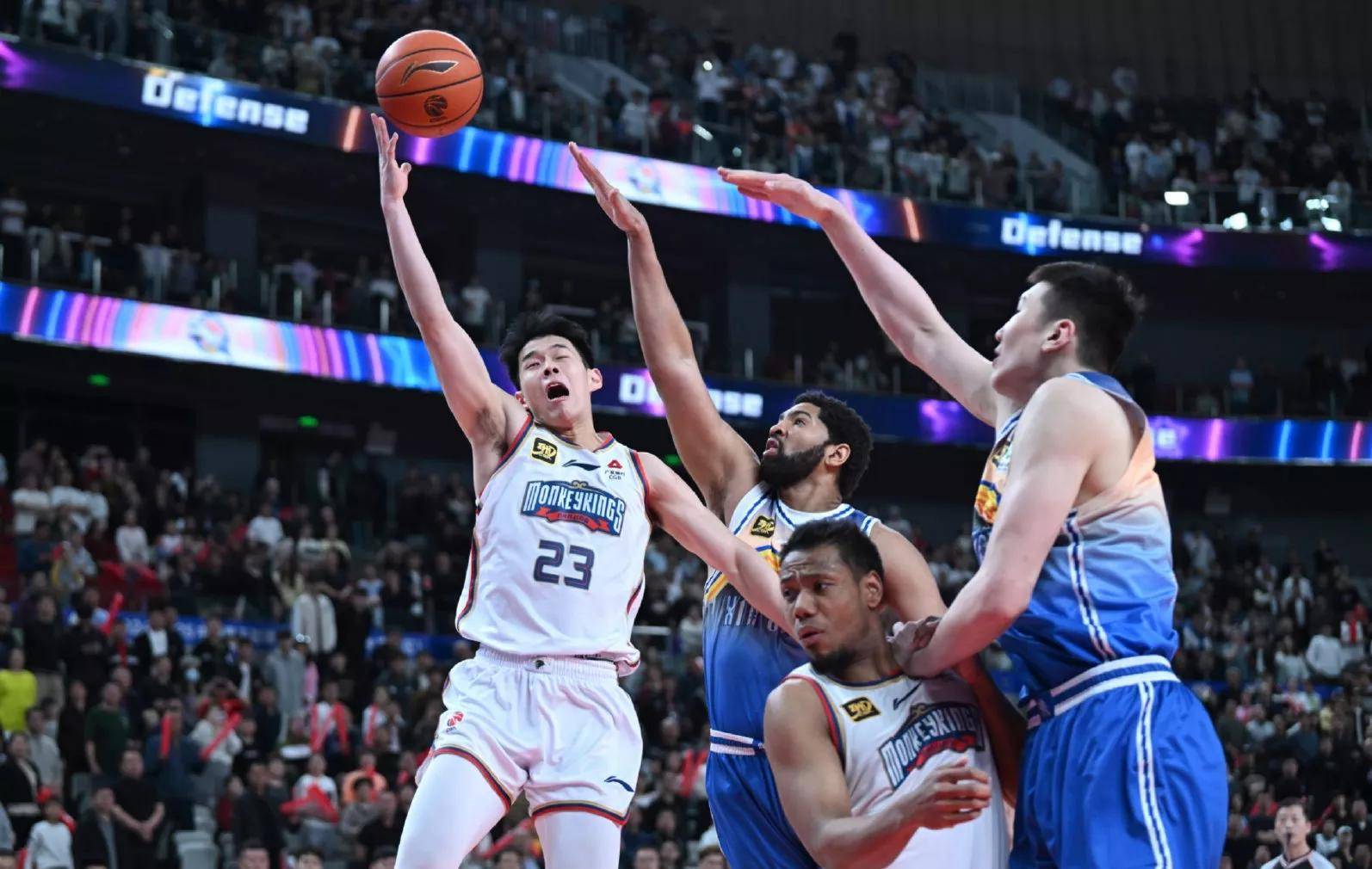 NBA选秀大会即将举行,年轻球员备战 NBA选秀大会即将举行,年轻球员备战