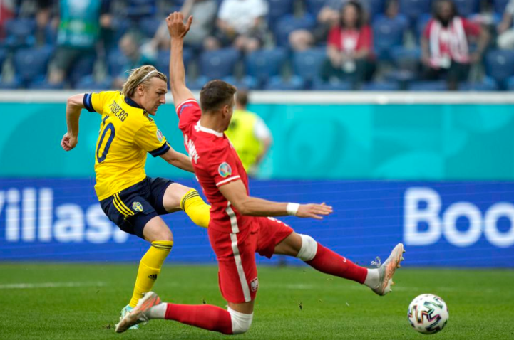 波兰主场3-2险胜瑞典,保持不败! 波兰主场3-2险胜瑞典,保持不败!