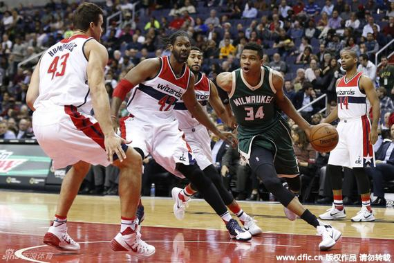 雄鹿击败老鹰，赢得九连胜