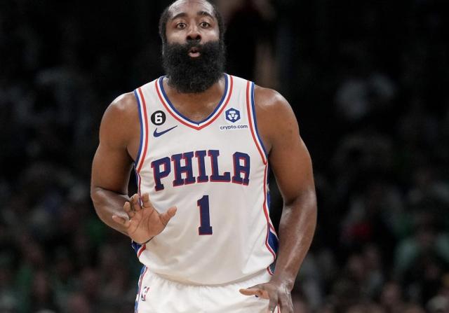 76人鏖战火箭,霍勒迪关键制胜 76人鏖战火箭,霍勒迪关键制胜