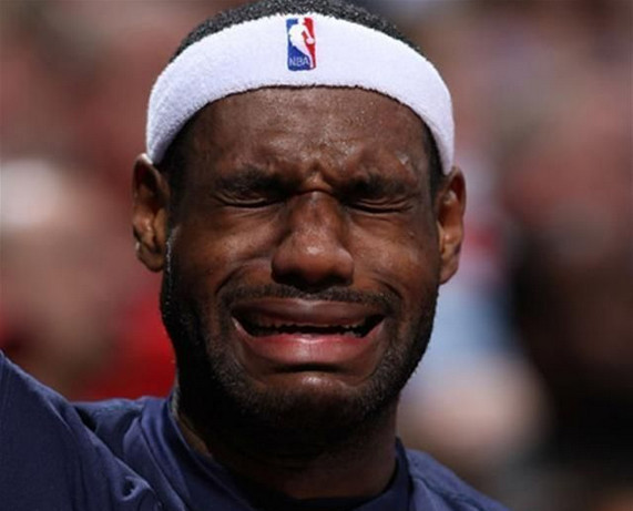 上海队力克湖人，字母哥状态火热