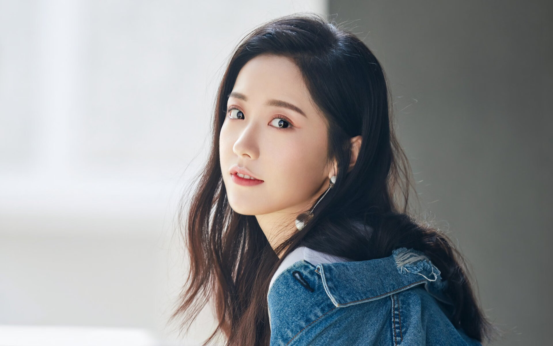 开云体育登录-破局密匙，克莱爆发成篮网强压雄鹿的制胜奇兵